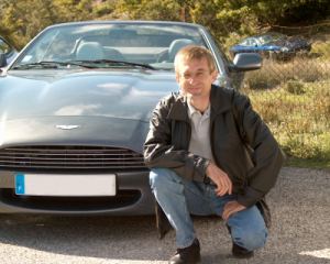 L Aston n est pas à moi !