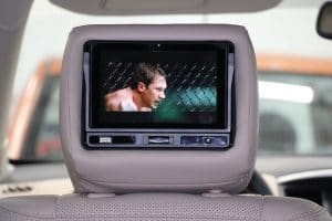 Lecteur dvd portable intégré à l'appuie tête du conducteur 